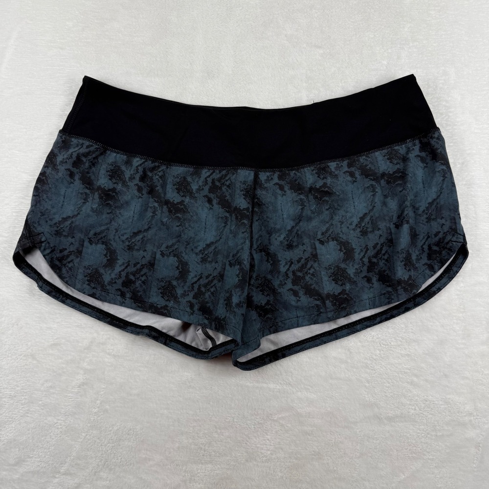 Vuori Clementine Shorts Womens Large Black Grey Abstract Print Running VW333